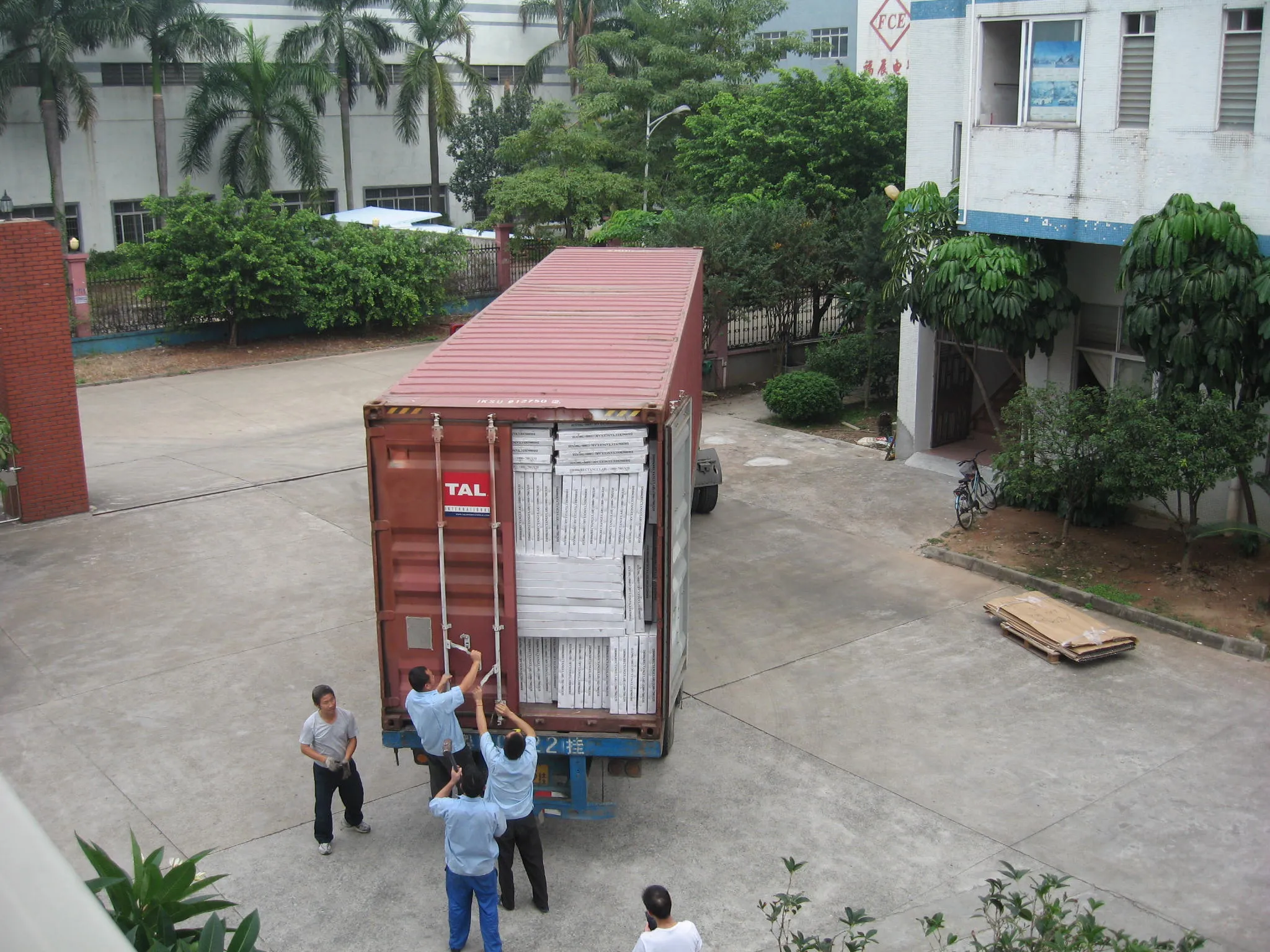 Loading area